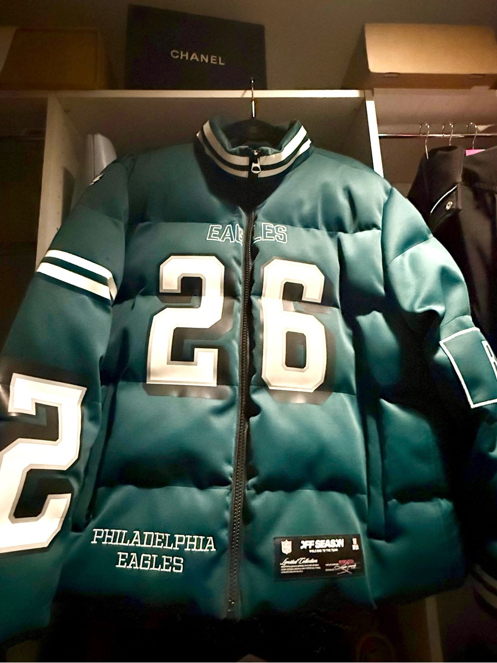 Philadelphia Eagles Green Puffer Jacket with Number 26 Saquon Barkley - Picture 6 of 12